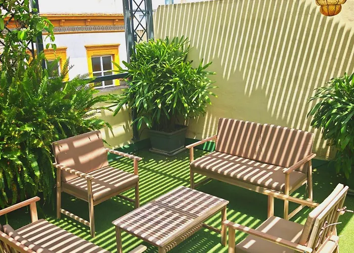 City Rooftop Paradise - Space Maison Apartments