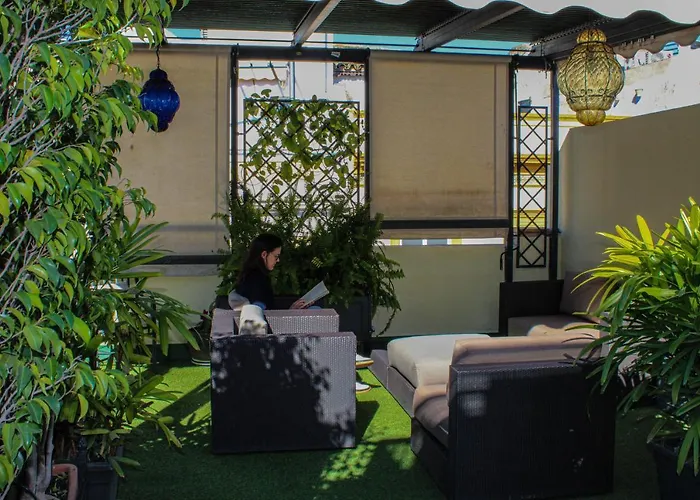 City Rooftop Paradise - Space Maison Apartments